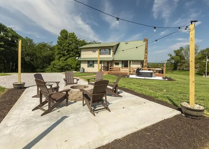 Shuffleboard, Bar, & Ev Charger Carbondale